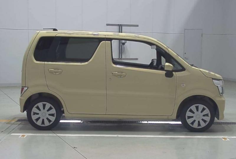 Suzuki WAGON R 2024-04 983552-1