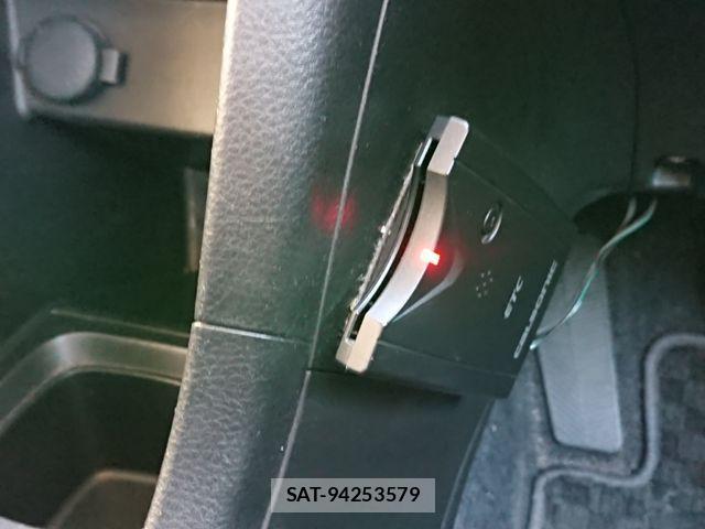 Suzuki SWIFT 2013-10 530685-6