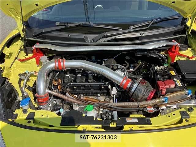 Suzuki SWIFT 2019-09 532289-17