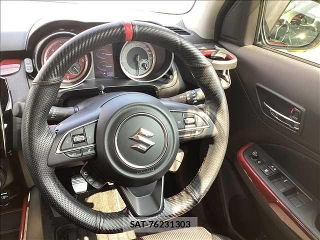 Suzuki SWIFT 2019-09 532289-18