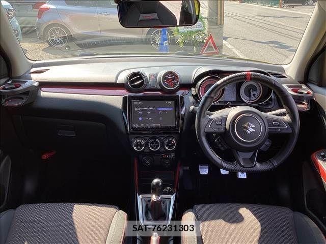 Suzuki SWIFT 2019-09 532289-2