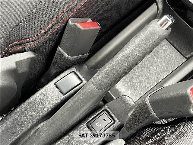 Suzuki SWIFT 2023-12 619747-13