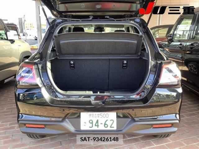 Suzuki SWIFT 2023-12 804864-7