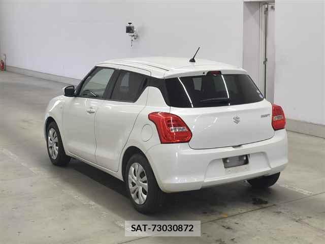 Suzuki SWIFT 2018-08 1076913-1
