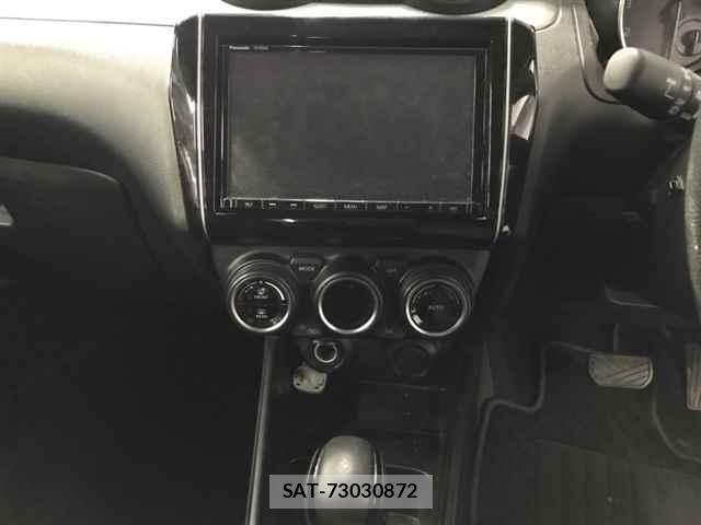 Suzuki SWIFT 2018-08 1076913-6