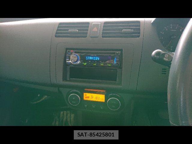 Suzuki SWIFT 2010-05 1142670-13