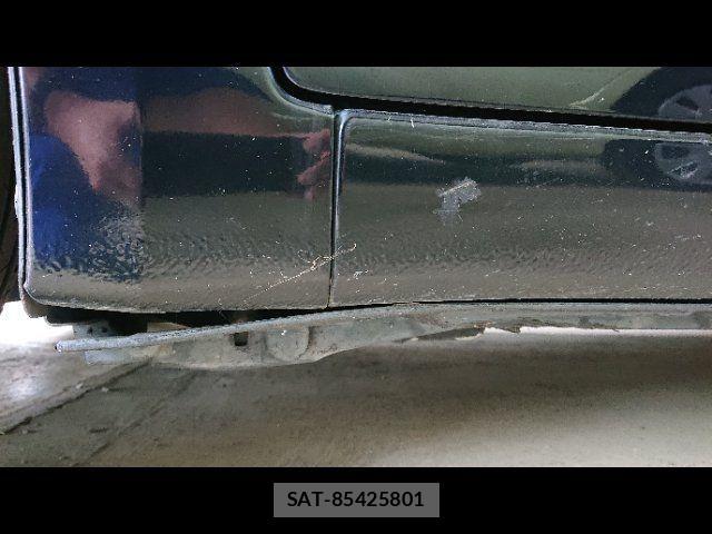 Suzuki SWIFT 2010-05 1142670-18