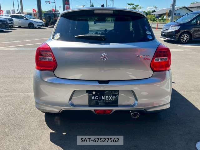 Suzuki SWIFT 2018-01 1198887-5