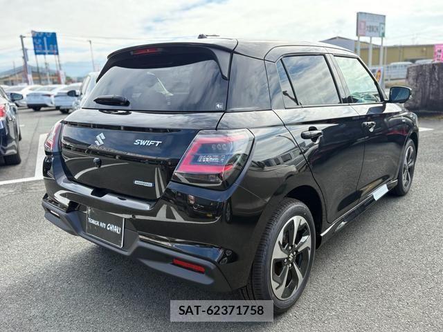 Suzuki SWIFT 2024-10 1355910-6