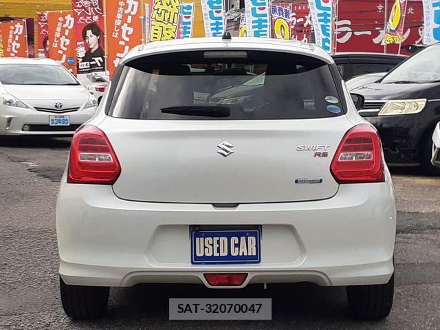 Suzuki SWIFT 2017-03 1355895-9