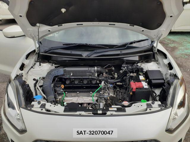 Suzuki SWIFT 2017-03 1355895-13