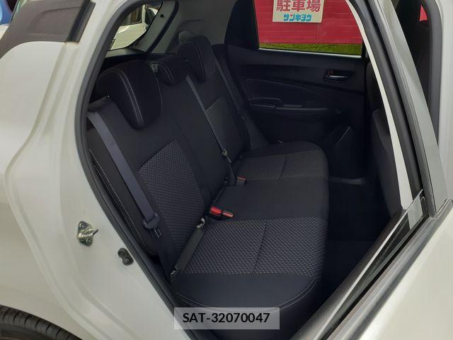 Suzuki SWIFT 2017-03 1355895-16