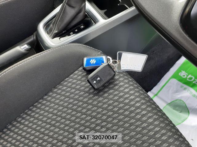 Suzuki SWIFT 2017-03 1355895-23