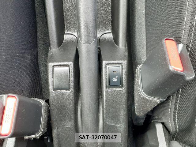 Suzuki SWIFT 2017-03 1355895-24