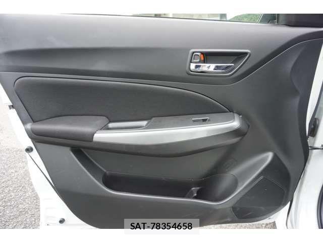 Suzuki SWIFT 2017-04 1417427-16