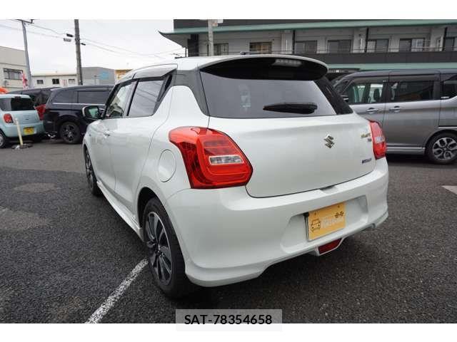 Suzuki SWIFT 2017-04 1417427-5