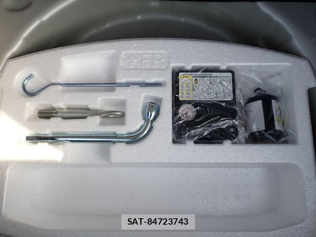 Suzuki SWIFT 2022-11 2488207-21