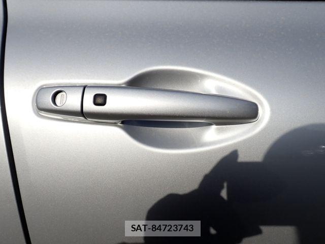 Suzuki SWIFT 2022-11 2488207-23