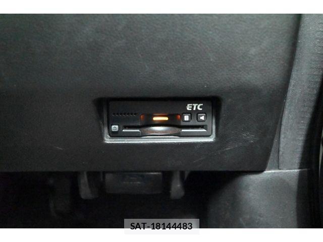 Suzuki SWIFT 2017-10 2488219-19