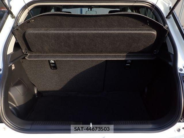 Suzuki SWIFT 2019-04 2488216-19