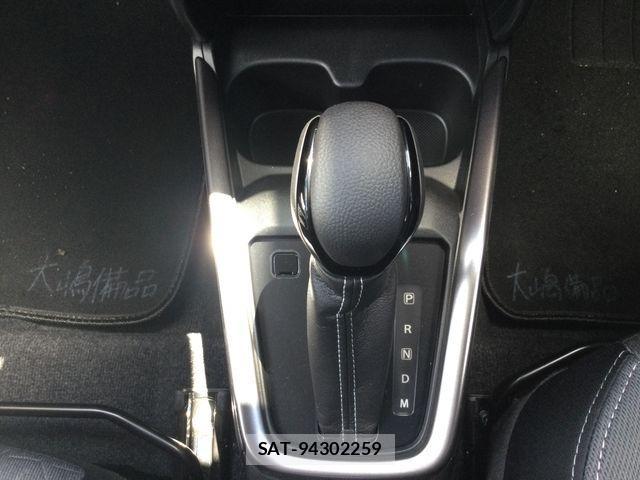 Suzuki SWIFT 2023-12 2488196-9