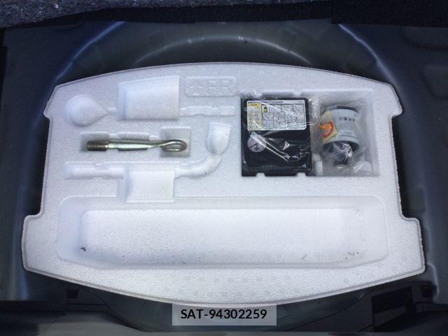 Suzuki SWIFT 2023-12 2488196-17
