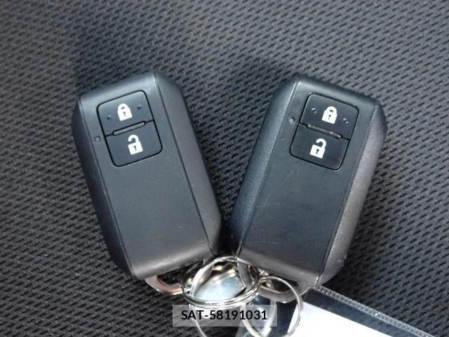 Suzuki SWIFT 2022-11 2488209-22