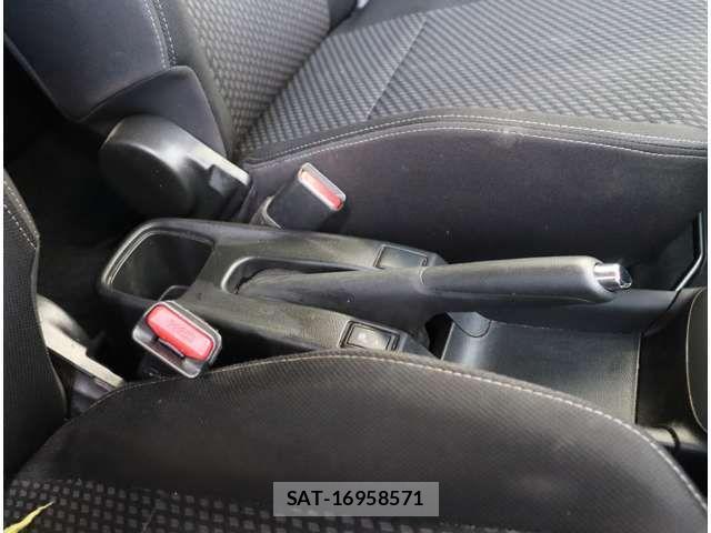 Suzuki SWIFT 2017-03 2831497-13