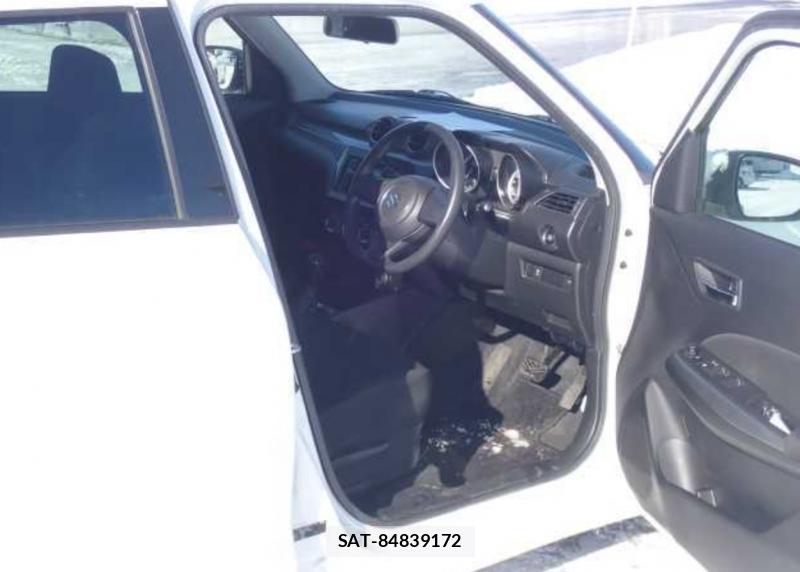 Suzuki SWIFT 2020-02 3539591-2