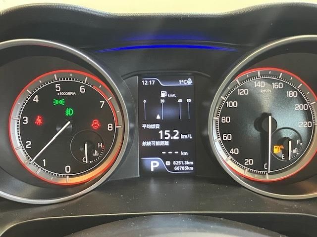 Suzuki SWIFT 2017-01 3685053-16