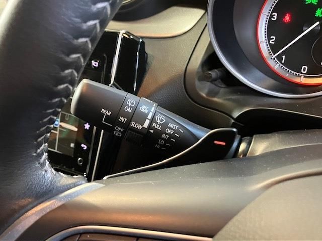 Suzuki SWIFT 2017-01 3685053-21