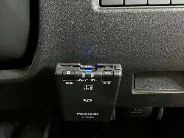 Suzuki SWIFT 2017-01 3685053-24
