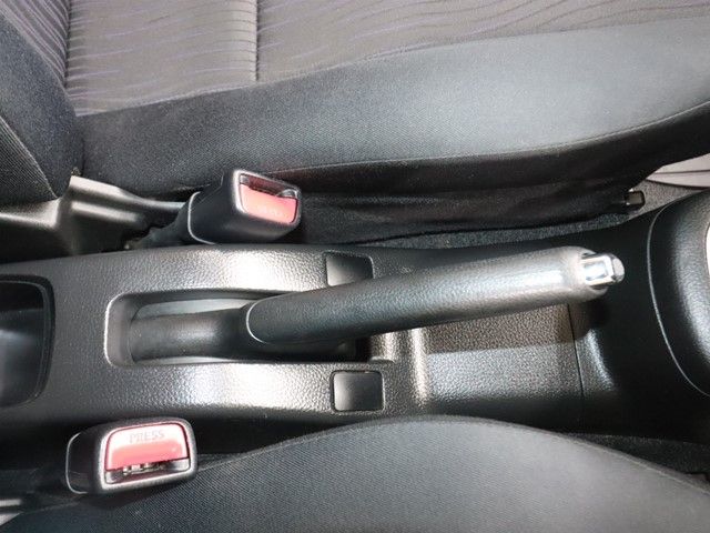 Suzuki SWIFT 2011-11 3685133-16