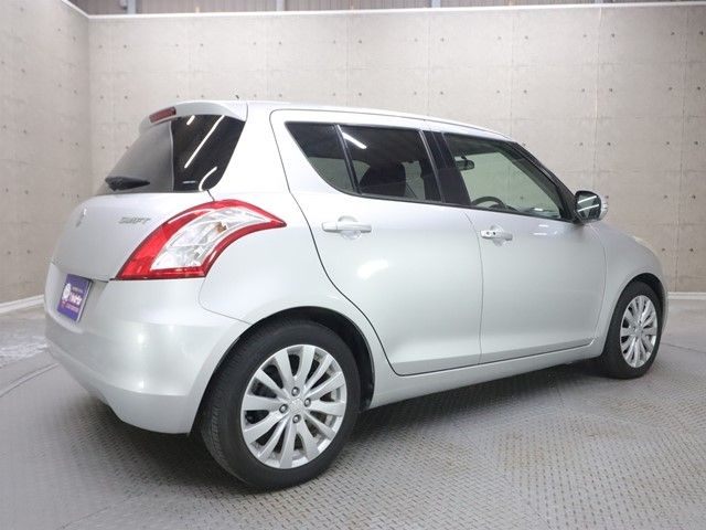 Suzuki SWIFT 2011-11 3685133-1