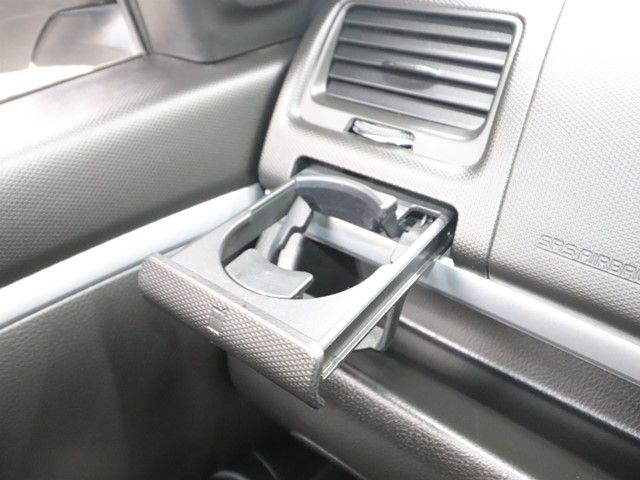 Suzuki SWIFT 2011-11 3685133-22