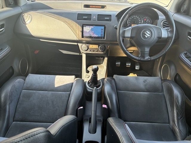 Suzuki SWIFT 2006-12 3685123-1