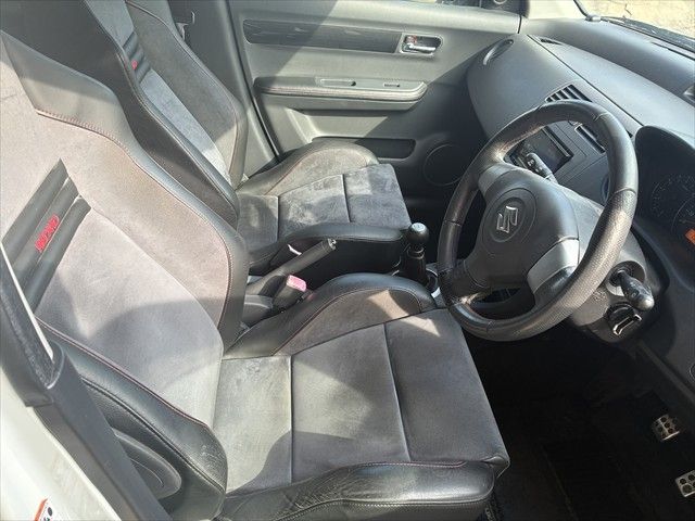 Suzuki SWIFT 2006-12 3685123-5