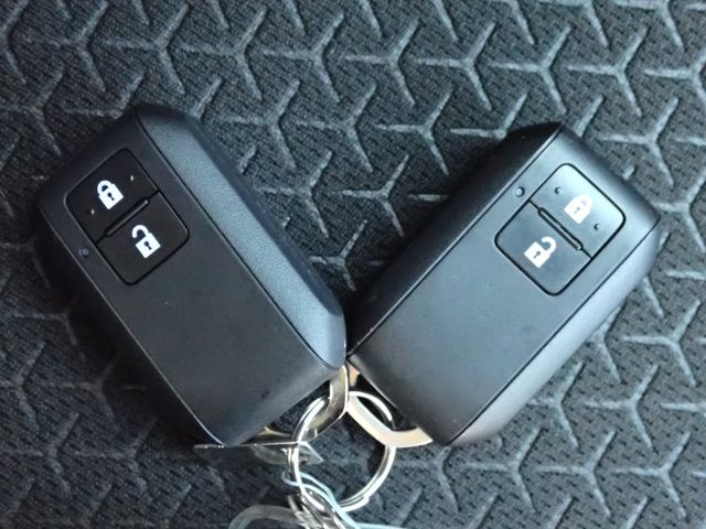 Suzuki SWIFT 2022-12 3685052-22