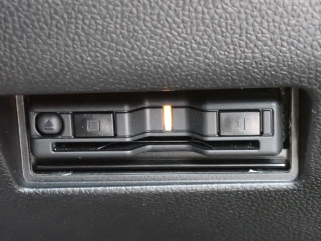 Suzuki SWIFT 2022-12 3685052-6