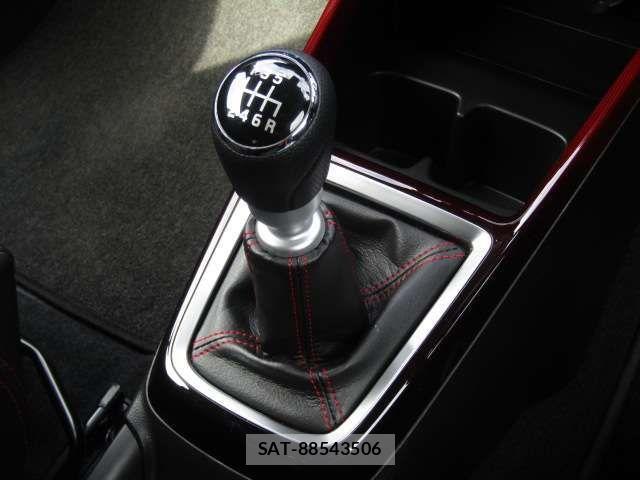 Suzuki SWIFT 2025-03 3936057-1