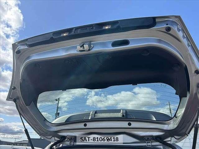 Suzuki SWIFT 2015-04 4050054-21