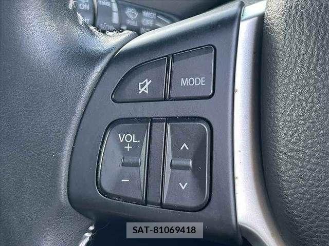 Suzuki SWIFT 2015-04 4050054-26