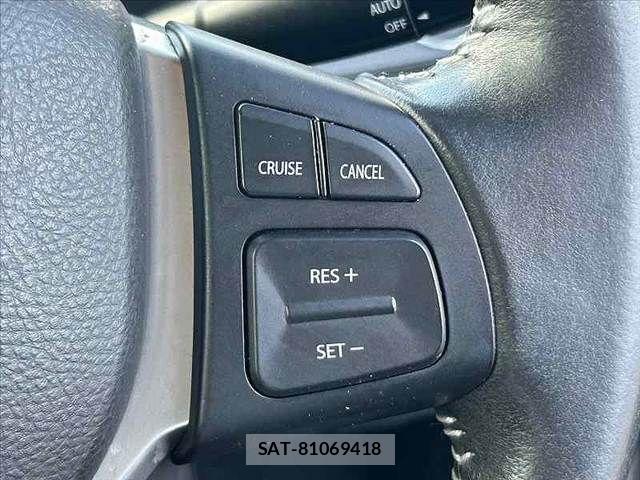 Suzuki SWIFT 2015-04 4050054-27