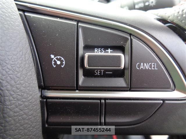 Suzuki SWIFT 2022-09 4049995-26