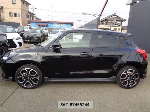 Suzuki SWIFT 2022-09 4049995-4
