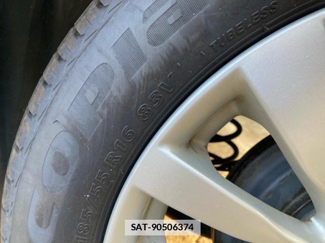 Suzuki SWIFT 2013-01 4424354-8