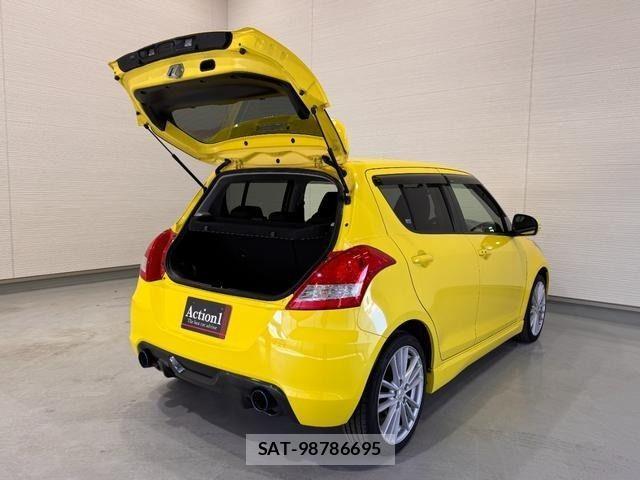 Suzuki SWIFT 2012-08 4641217-3