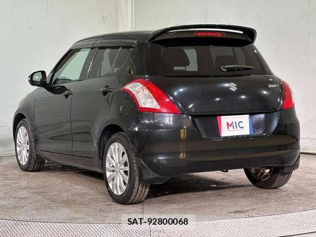 Suzuki SWIFT 2011-01 4989073-9