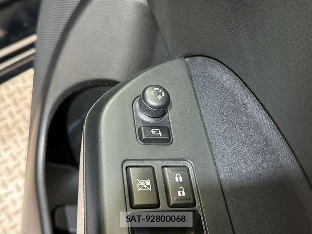 Suzuki SWIFT 2011-01 4989073-17