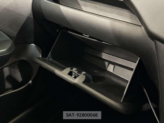 Suzuki SWIFT 2011-01 4989073-25